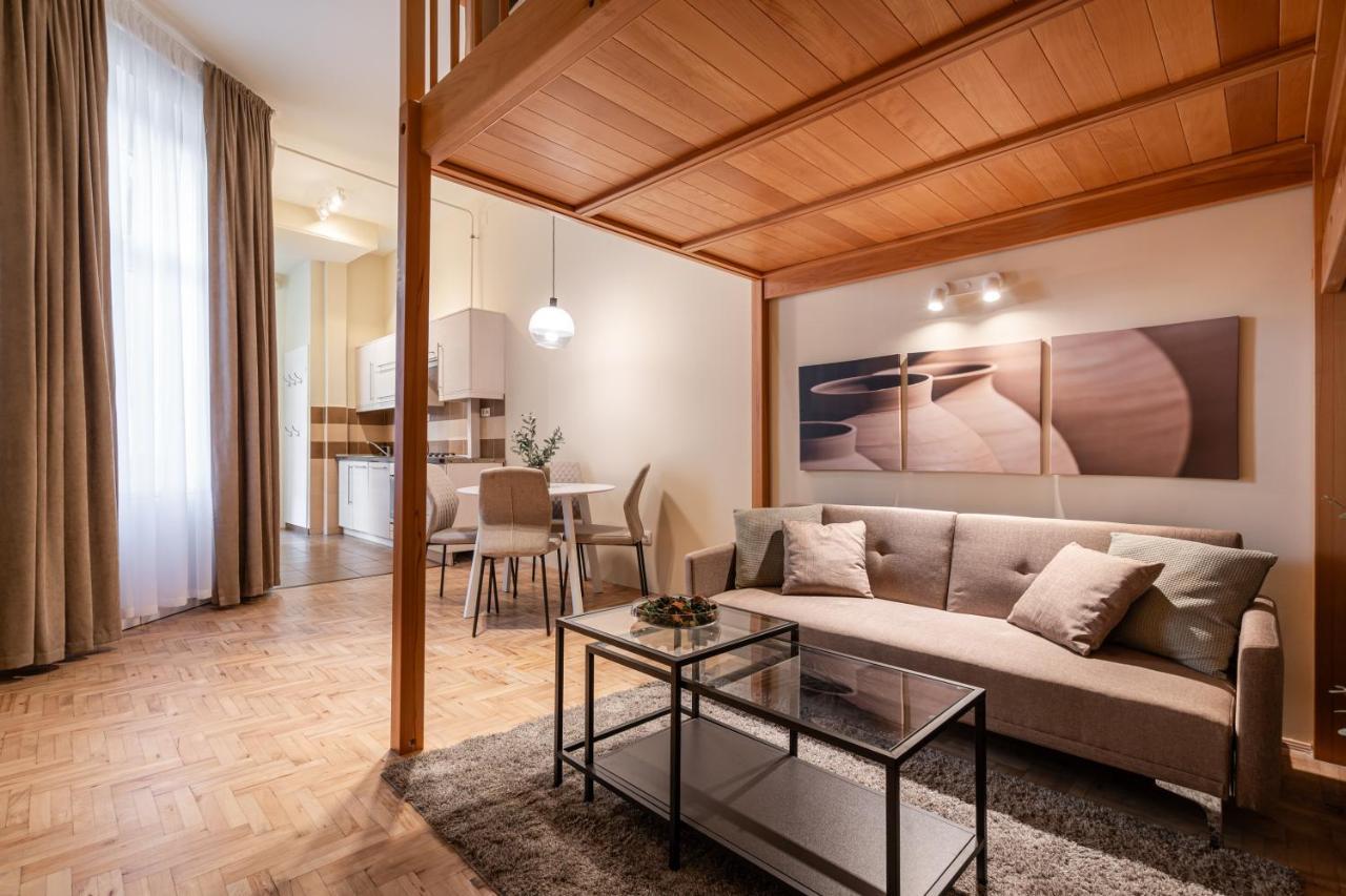 K7 - Boutique Apartments, Best Location. By Bqa Budapest Bagian luar foto